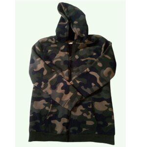 Boy's Sherpa Lined Camo Hoodie       Military Green       Size 18
